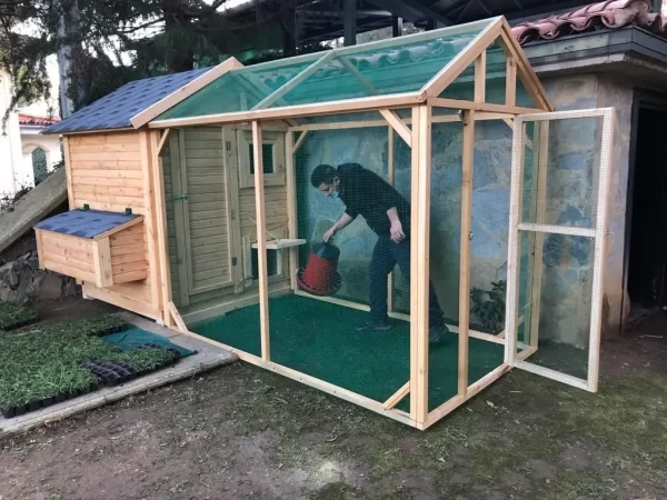 Tel Alanlı Ahşap Tavuk Kümesi TK0001 Görseli 2